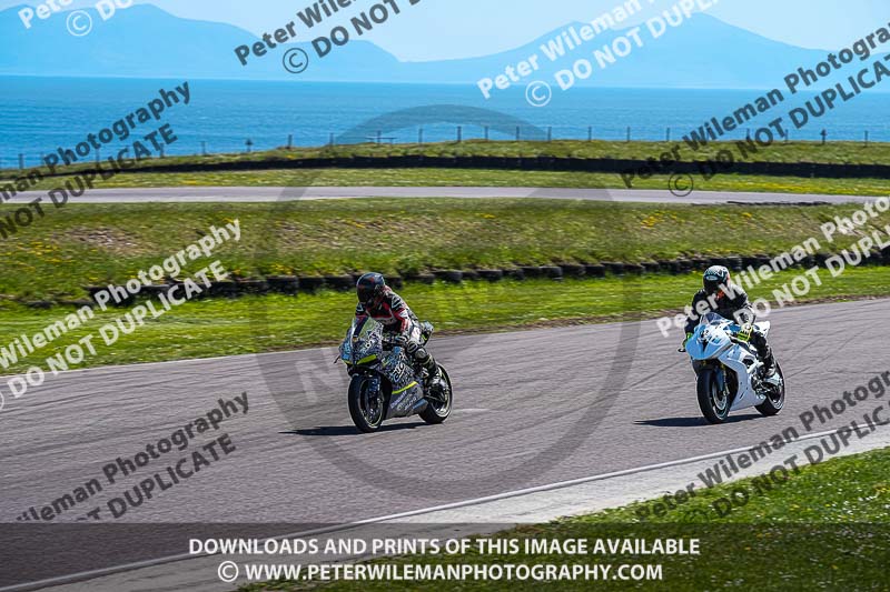 anglesey no limits trackday;anglesey photographs;anglesey trackday photographs;enduro digital images;event digital images;eventdigitalimages;no limits trackdays;peter wileman photography;racing digital images;trac mon;trackday digital images;trackday photos;ty croes